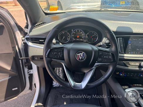 Used 2024 Buick Enclave Premium AWD/4WD image 17