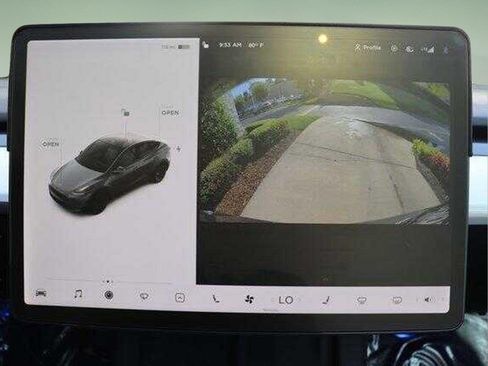 Used 2021 Tesla Model Y Long Range AWD/4WD image 17