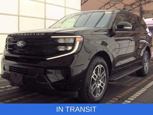 Used 2025 Ford Expedition Active image 1