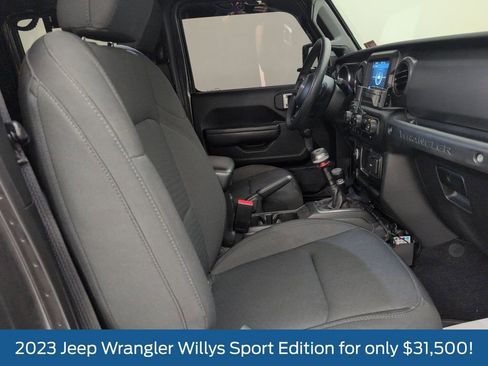 Used 2023 Jeep Wrangler Willys image 16
