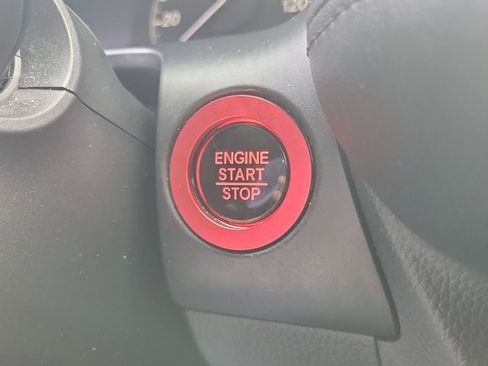 Certified 2024 Honda HR-V LX image 29