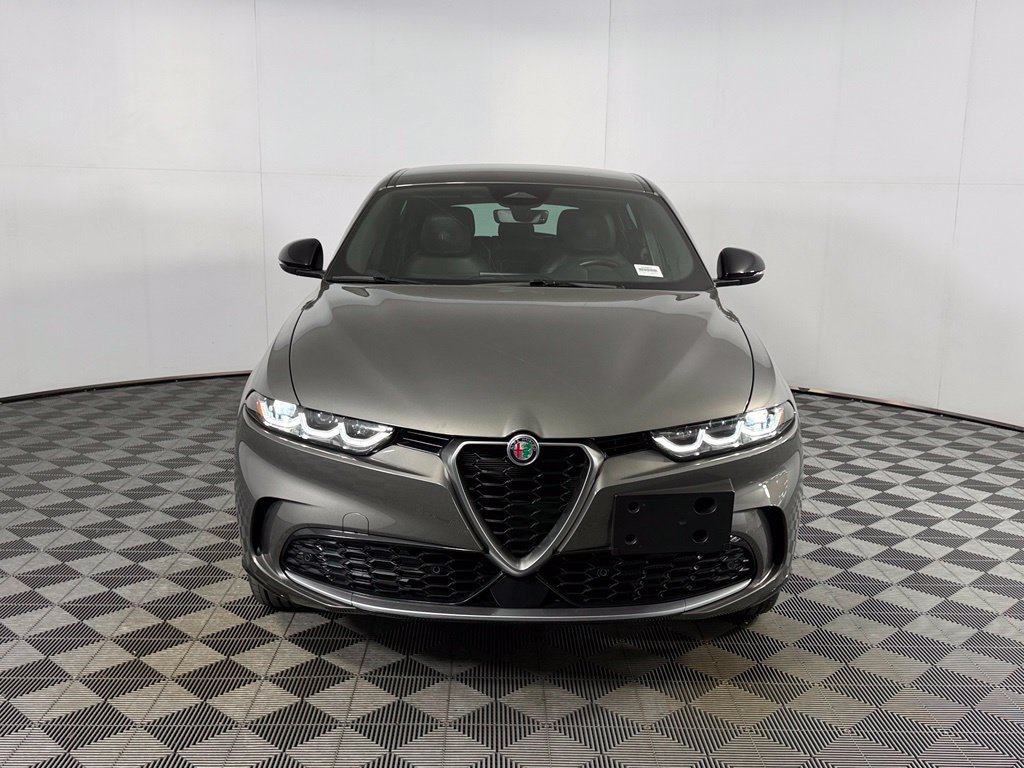 Used 2024 Alfa Romeo Tonale Ti w/ Premium Interior Package AWD/4WD image 12