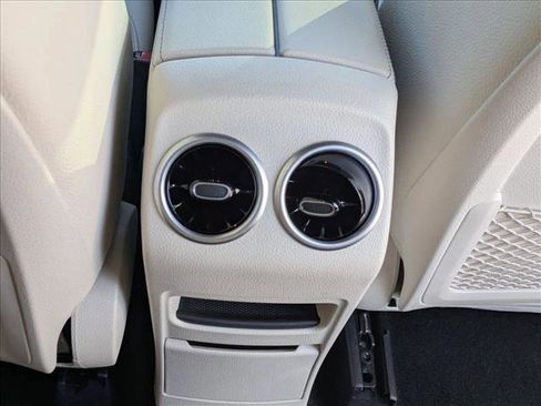 Certified 2025 Mercedes-Benz GLB 250 image 18