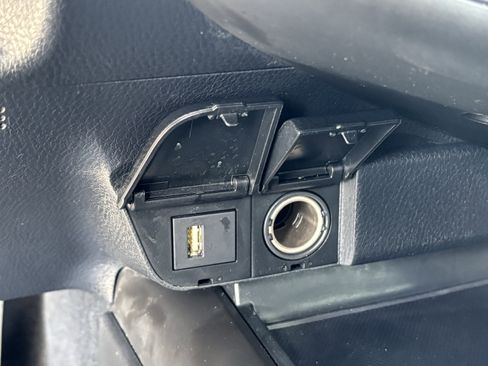 Used 2024 Toyota Camry SE FWD image 26