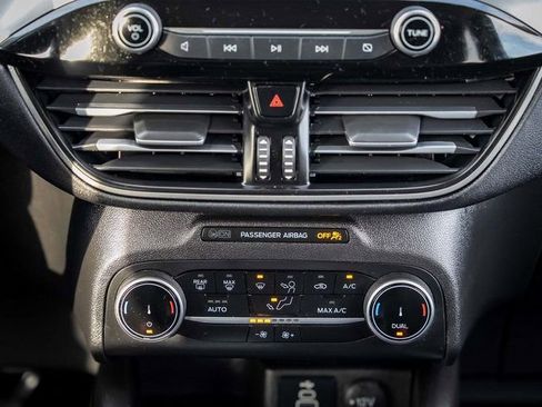 Used 2025 Ford Escape Active image 24