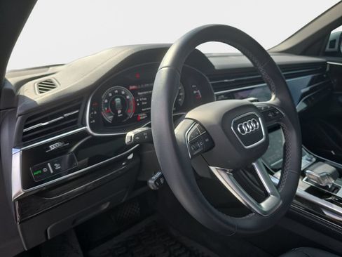 Used 2025 Audi Q8 Premium Plus w/ Premium Plus Package AWD/4WD image 24