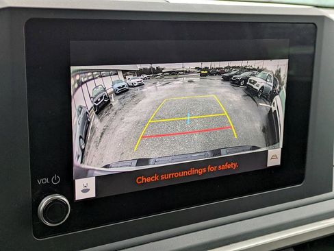 Used 2024 Toyota Tacoma SR image 22