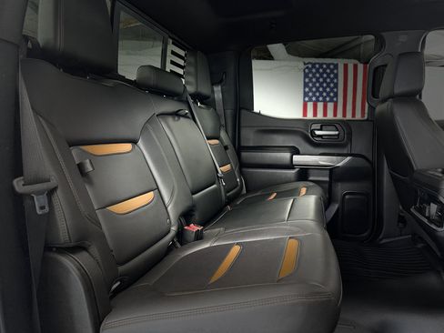 Used 2020 GMC Sierra 1500 AT4 w/ AT4 Preferred Package AWD/4WD image 28