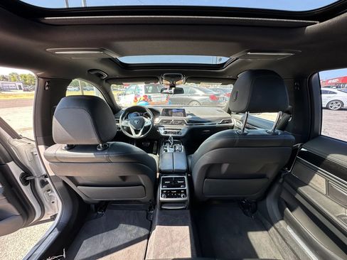 Used 2019 BMW 740i w/ M Sport Package RWD image 15