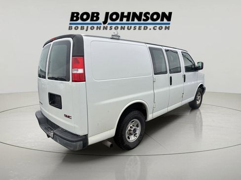 Used 2020 GMC Savana 2500 w/ Driver Convenience Package RWD image 3