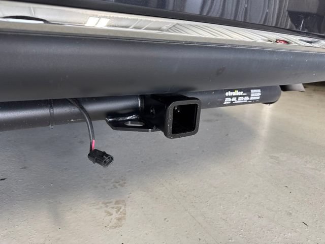 Used 2020 Chrysler Pacifica Touring-L FWD image 12