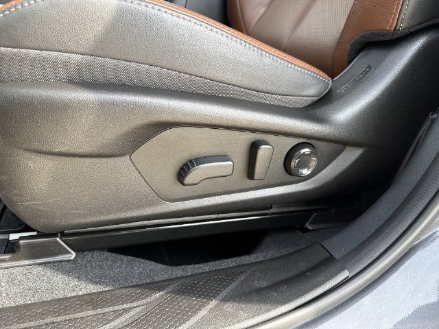 Certified 2026 Subaru Outback Touring XT AWD/4WD image 18