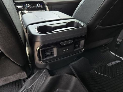 Used 2023 GMC Sierra 1500 AT4 w/ AT4 Premium Package AWD/4WD image 15