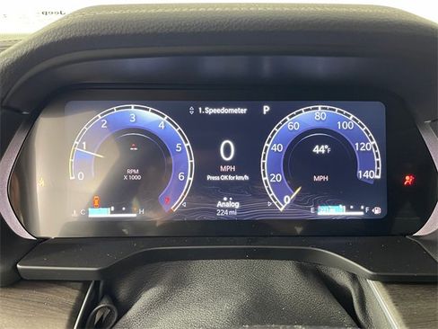 New 2025 Jeep Grand Cherokee L Limited w/ Trailer Tow Package image 4