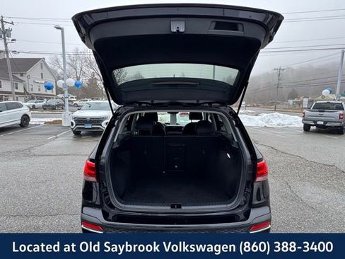 Used 2024 Volkswagen Taos SE image 20