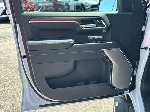 New 2026 GMC Sierra 1500 Denali AWD/4WD image 11