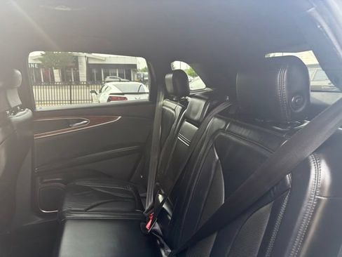 Used 2016 Lincoln MKX Select w/ Select Plus Package AWD/4WD image 16