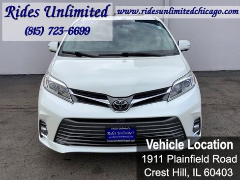 Used 2018 Toyota Sienna Limited Premium w/ Carpet Mat Package AWD/4WD image 10