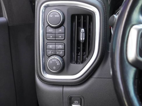 Used 2021 Chevrolet Silverado 1500 LT Trail Boss w/ Bed Protection Package AWD/4WD image 16