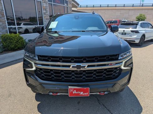 Used 2021 Chevrolet Suburban Z71 w/ Luxury Package AWD/4WD image 7