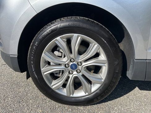 Used 2022 Ford Edge Titanium image 32