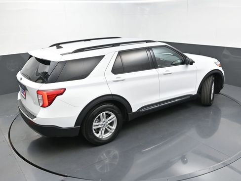 Used 2023 Ford Explorer XLT w/ Equipment Group 202A image 34
