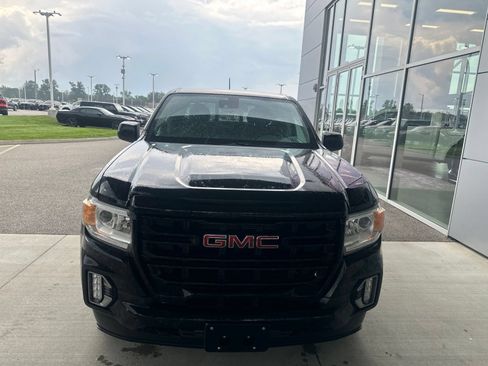 Used 2022 GMC Canyon Elevation w/ Elevation Premium Package AWD/4WD image 3