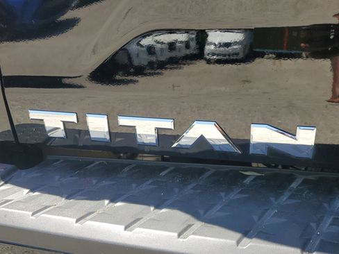 Certified 2024 Nissan Titan SV w/ SV Convenience Package image 30