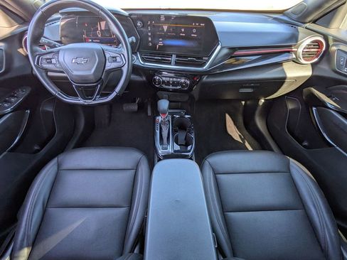 Used 2024 Chevrolet Trax RS w/ Driver Confidence Package image 27