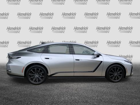 Used 2026 Lexus ES 350h w/ Convenience Package FWD image 11