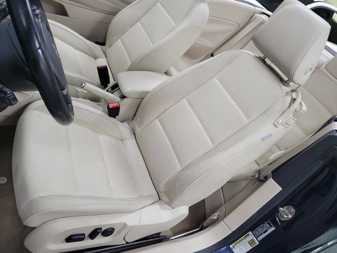 Used 2012 Volkswagen Eos Komfort FWD image 21