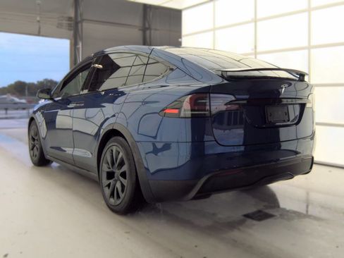 Used 2022 Tesla Model X AWD/4WD image 3