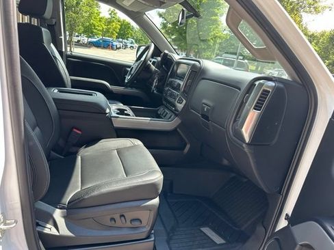 Used 2018 Chevrolet Silverado 1500 LTZ Z71 w/ LTZ Plus Package AWD/4WD image 29