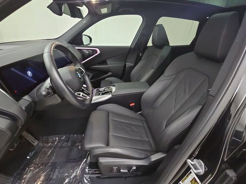 Certified 2025 BMW X3 xDrive30i AWD/4WD image 12