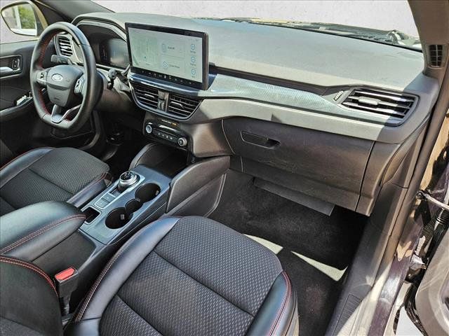 Used 2023 Ford Escape ST-Line w/ Tech Pack #1 FWD image 21