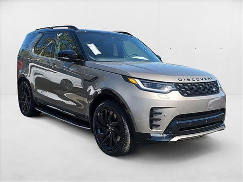 New 2025 Land Rover Discovery Dynamic SE AWD/4WD image 3