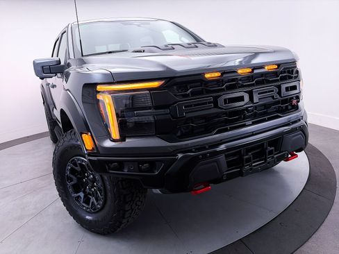 Used 2025 Ford F150 Raptor w/ Equipment Group 803A Raptor R AWD/4WD image 3