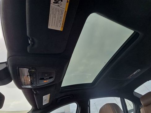 Used 2015 BMW 750Li xDrive image 30