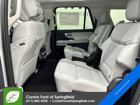 New 2026 Ford Expedition Max Platinum image 26