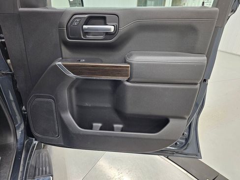 Used 2020 Chevrolet Silverado 1500 LT w/ All-Star Edition image 35