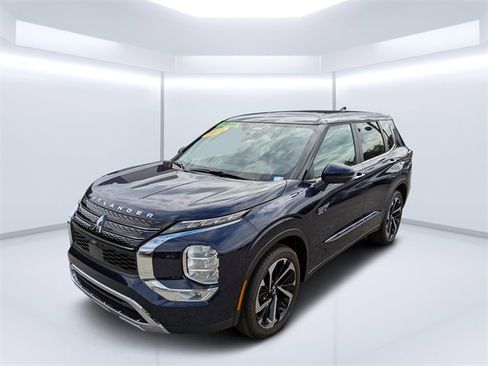 New 2025 Mitsubishi Outlander SE image 7