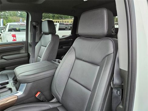 Used 2025 Chevrolet Silverado 1500 LT Trail Boss w/ Convenience Package II image 13