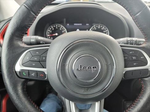 Used 2020 Jeep Renegade Trailhawk w/ Cold Weather Group image 15