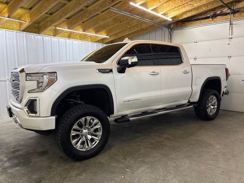 Used 2020 GMC Sierra 1500 Denali w/ Driver Alert Package II AWD/4WD image 4