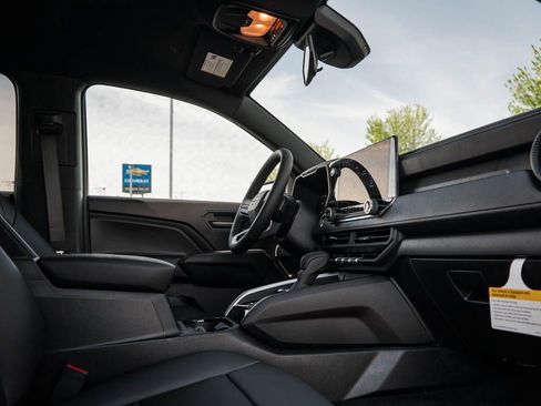 New 2026 Chevrolet Colorado Trail Boss AWD/4WD image 9