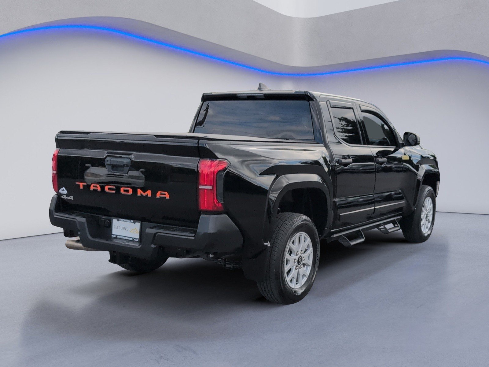Used 2024 Toyota Tacoma SR AWD/4WD image 9