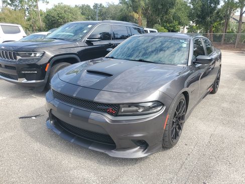 Used 2021 Dodge Charger R/T w/ Blacktop Package RWD image 2