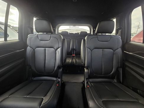 New 2025 Jeep Grand Cherokee L Limited image 30