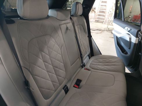 Used 2023 BMW X5 sDrive40i w/ Premium Package image 12