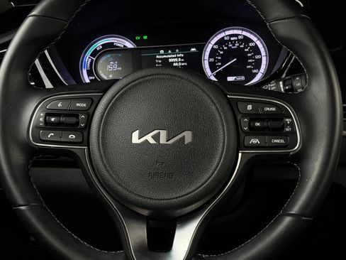 Used 2022 Kia Niro LXS image 30